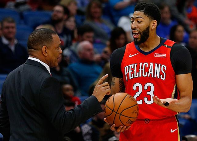 在场上不断 在场上不断