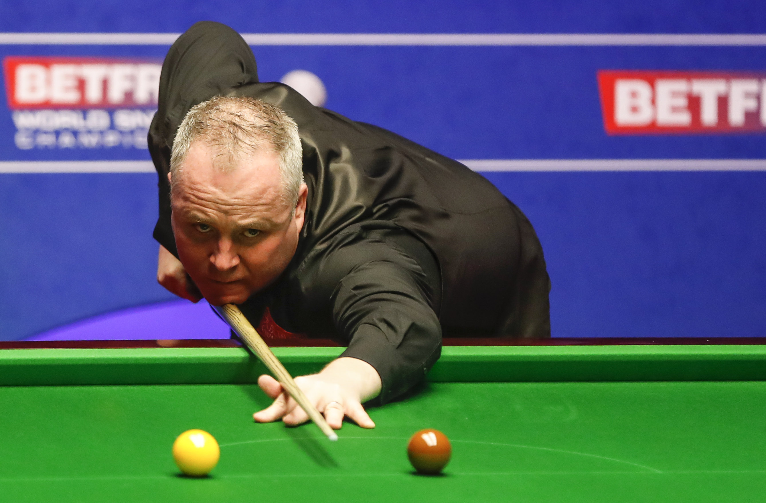 崭露头角 崭露头角