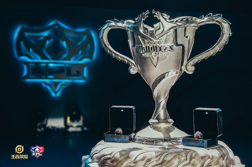 雄主义取代 雄主义取代