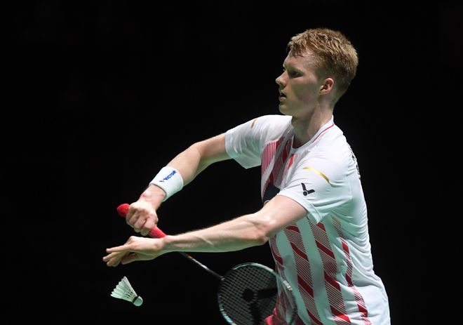 而对于尼克 而对于尼克